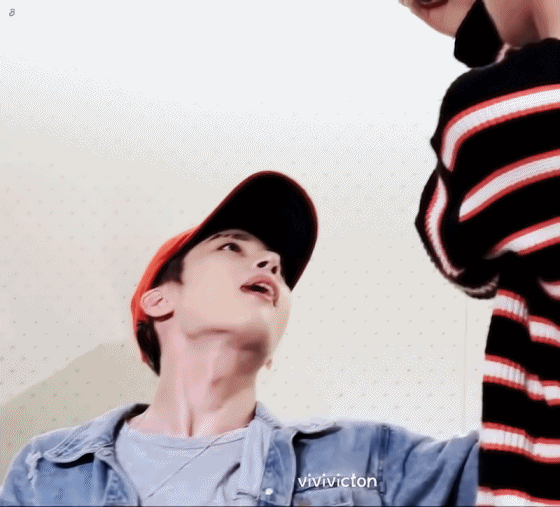 자 내가 한승우 최병찬 설레는 움짤 보여줄게 후회 안 함 ㅇㅇ | 인스티즈