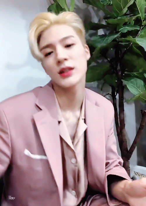 2000년생 갭차이가 이렇게 짜릿할 일이었나 | 인스티즈