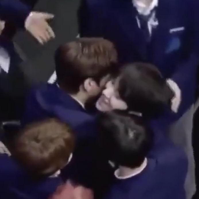 아니 새삼 준호 왜이렇게 컸지 윤성이 짜부됐대요ㅋㅋㅋ | 인스티즈