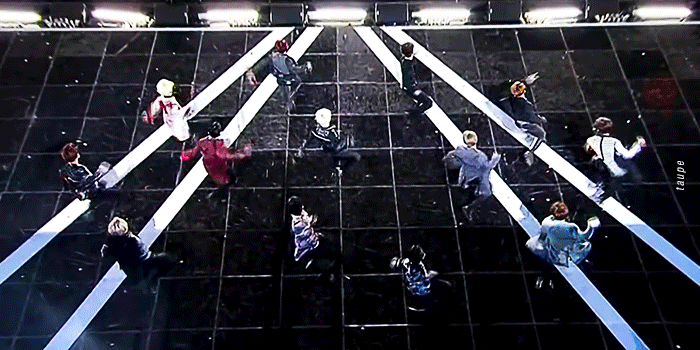 칼군무 볼 사람 | 인스티즈