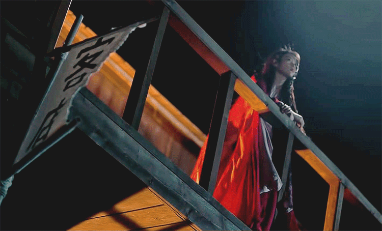 호텔 델루나의 아이유에 대해 가장 갈리는 의견.gif | 인스티즈