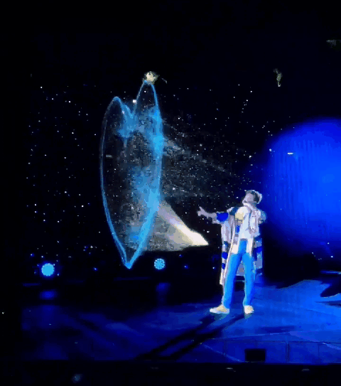 [잡담] 방탄콘 같은데 알엠 이거 어떻게 한 거야? | 인스티즈