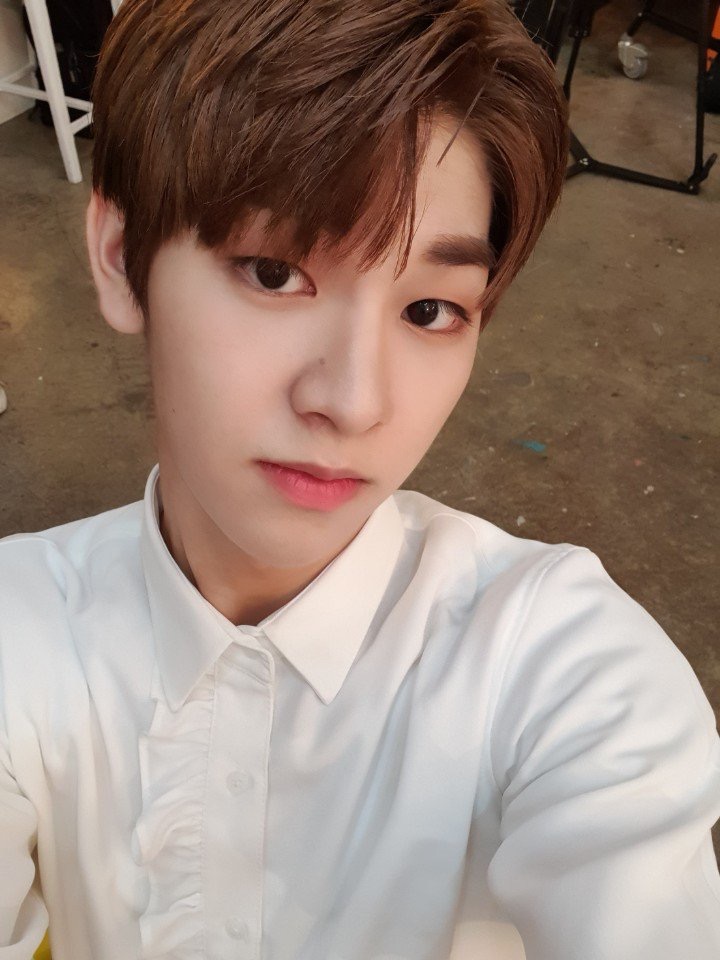 울림챡 동윤 민서 셀카떴다!!! | 인스티즈