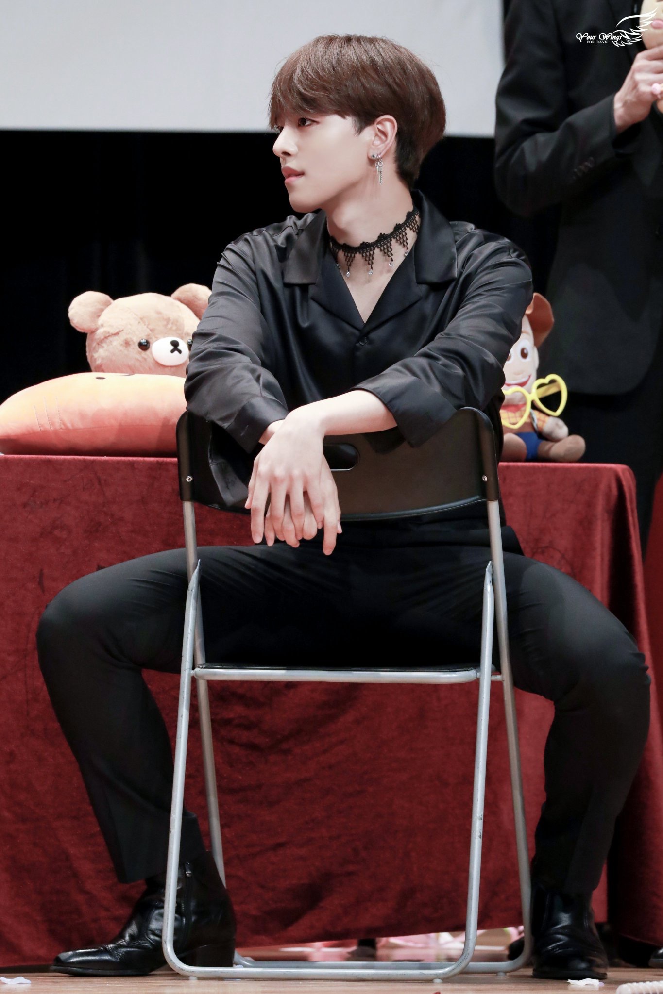 원어스들아 이 새벽에 재밌는거 보여줄테니까 다들 가지마 | 인스티즈