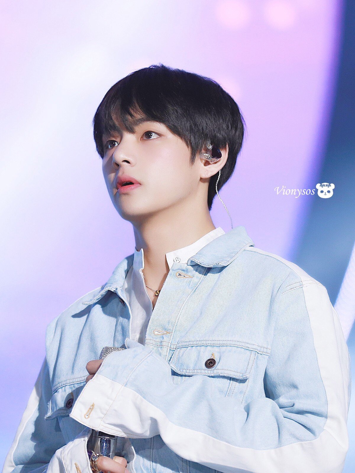 뷔는 너무 잘생겼어... | 인스티즈