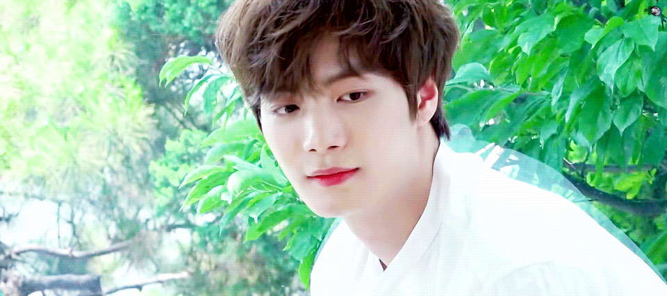 지금 뉴이스트 김종현 말이야 | 인스티즈