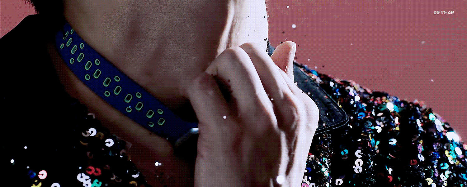 목에 걸린 애플워치 잡아뜯는 에스쿱스 | 인스티즈