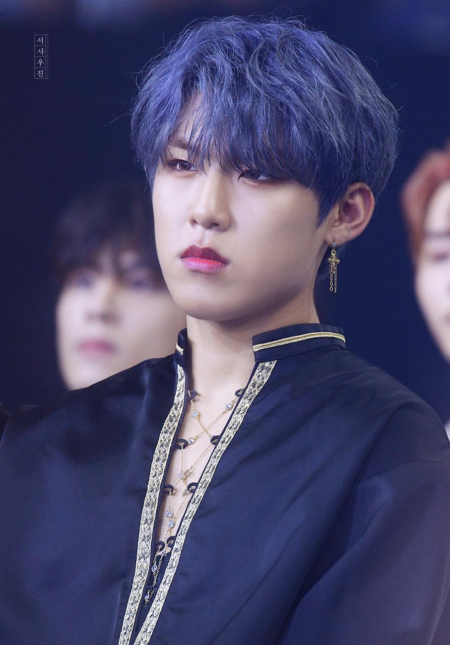 박우진 에이비식스 이후 레전드 주관적 탑쓰리 | 인스티즈