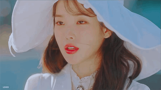 얼빡 아이유 처돌이들을 위해 사진을 털어보겠음 (스ㅇㅏㅂ주의) | 인스티즈