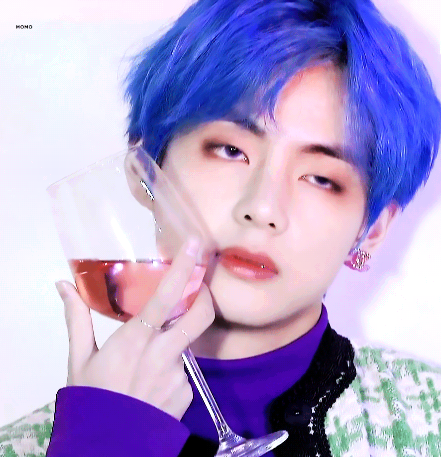 살면서 이렇게 파란머리가 찰떡인 사람 처음 봐 | 인스티즈