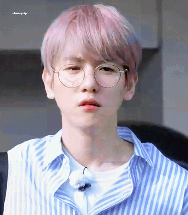 백현이 억울할때 눈꼬리 | 인스티즈