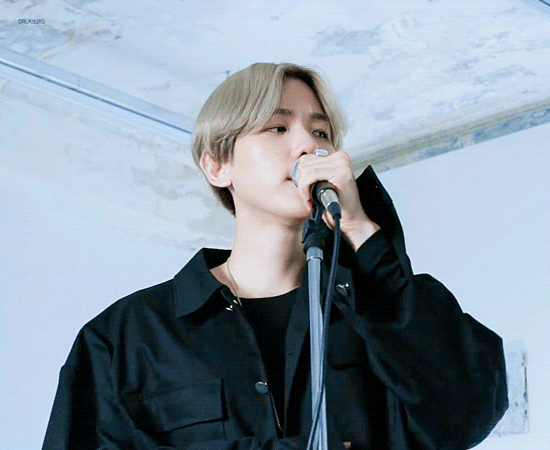 백현이 유엔빌리지 라이브는 다 놀라운데 | 인스티즈