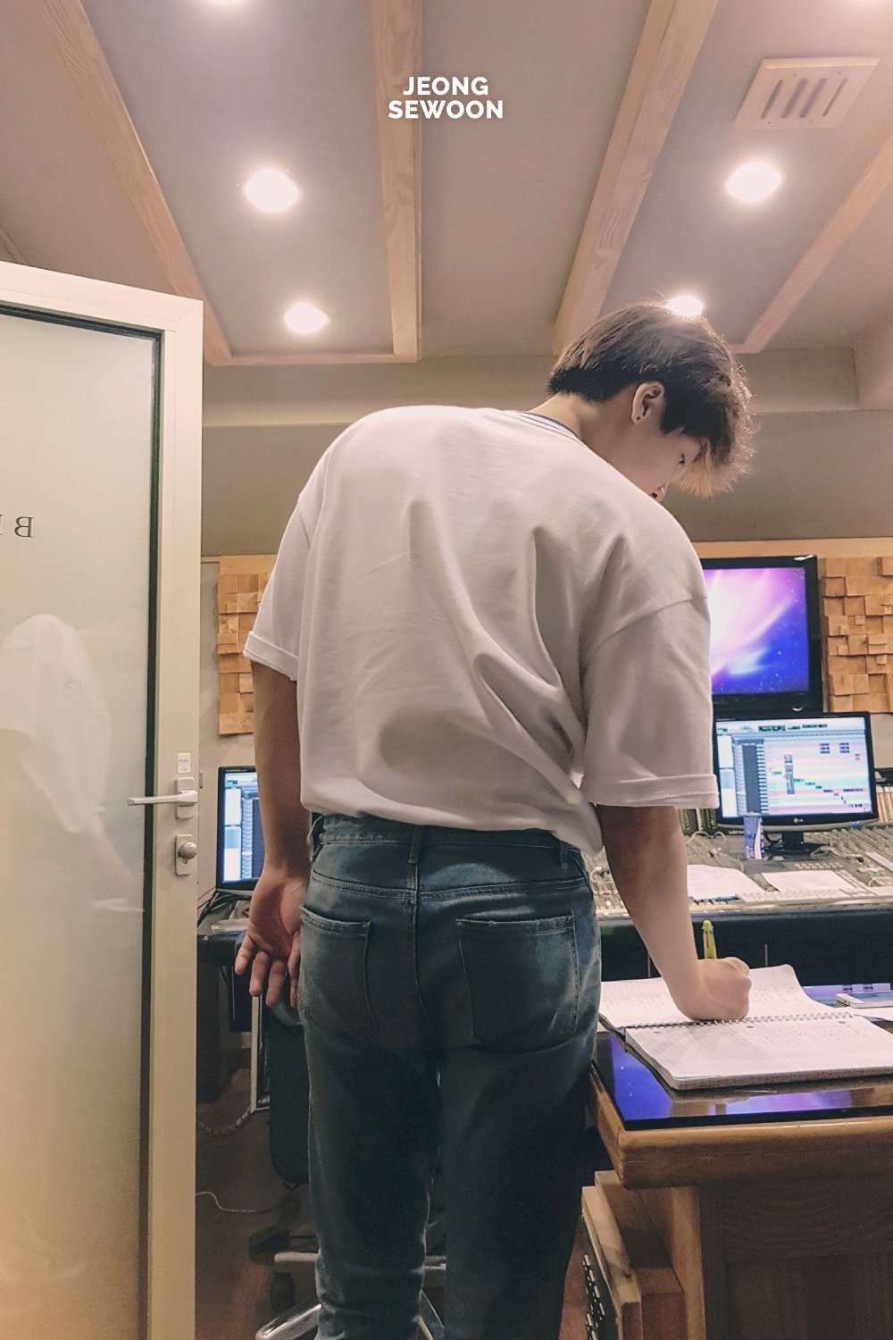 얼굴이 귀여워서 사람들이 작다고 생각하는 아이돌 | 인스티즈