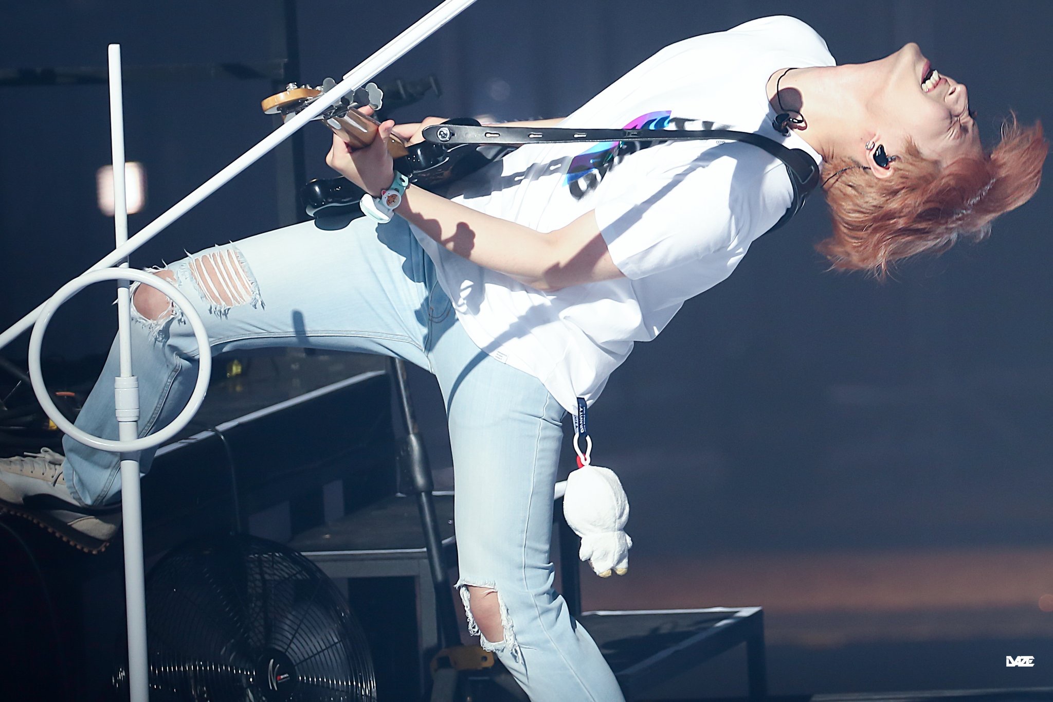 악기 들고 있는 사진 간지나는거 알쥐ㅠㅠㅠㅠㅠㅠ | 인스티즈