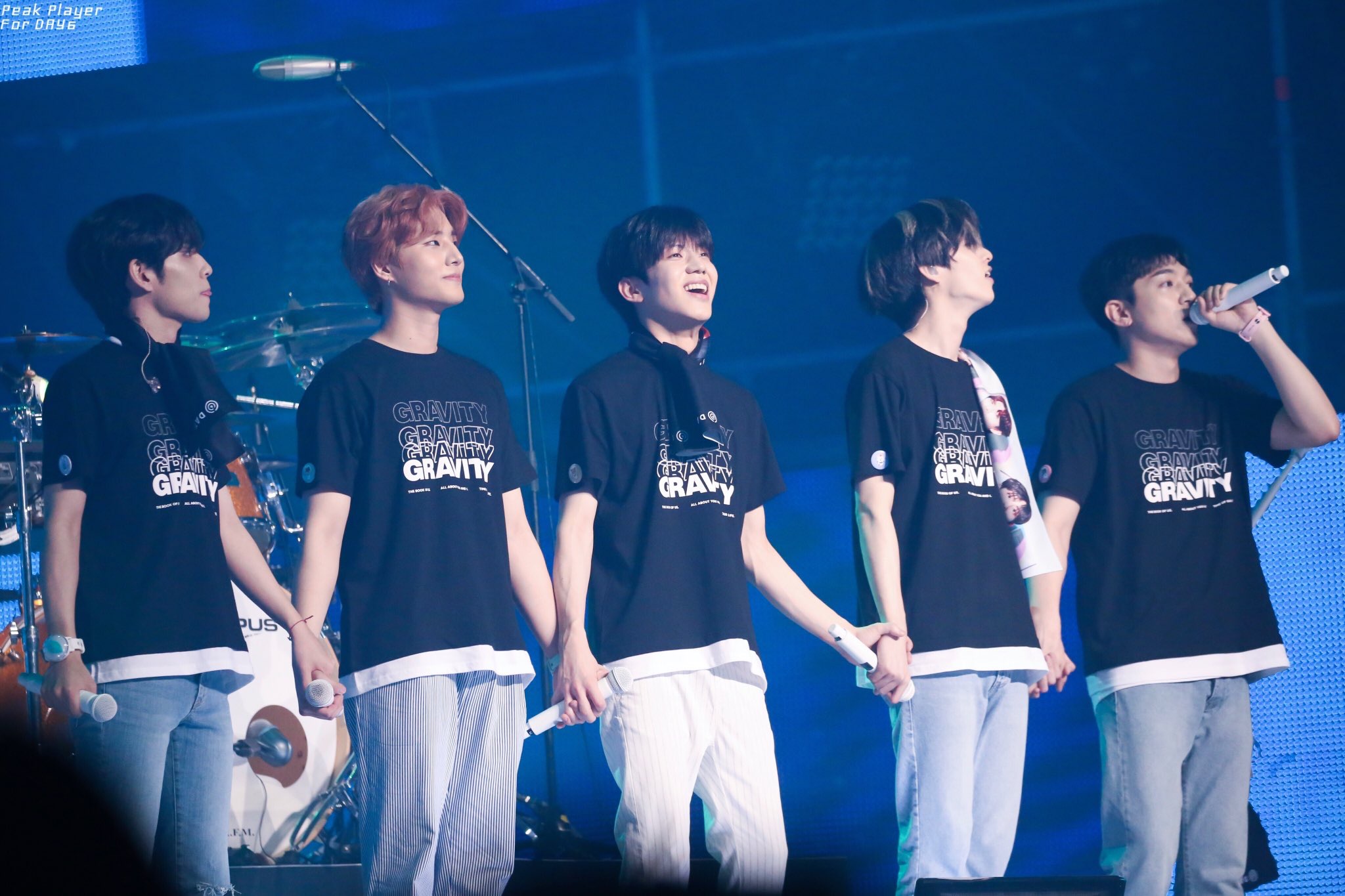 데이식스 인사하는거 너무 귀여워ㅠㅠㅠㅠㅠㅠ | 인스티즈