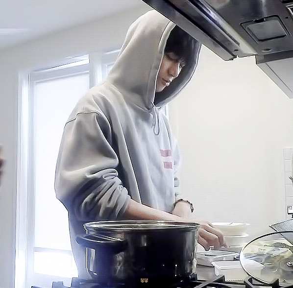 투바투 범규 이거 무슨 영상이야? | 인스티즈