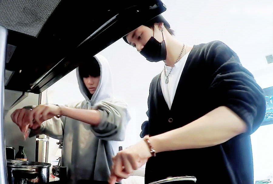 투바투 작년 연생 20살 연준 18살 범규 후.... | 인스티즈