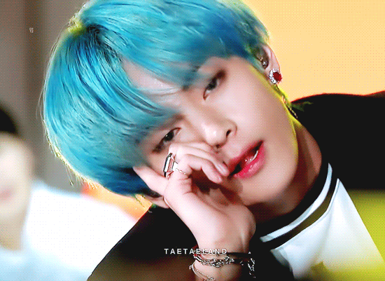 뷔는 아이돌 교과서 한권 내야돼 | 인스티즈