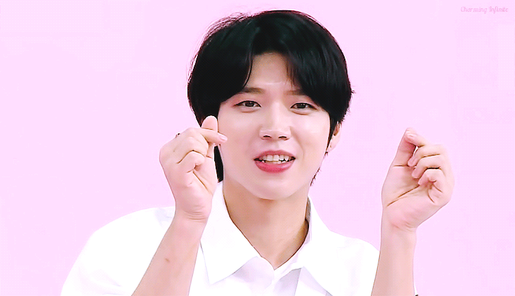 오 인기글도 몇개없네.. 아무도 없는 틈을 타 | 인스티즈