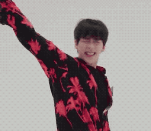 너무 열심히 사는 신인 남돌.GIF | 인스티즈