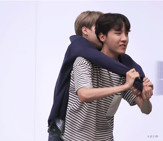 지민맘 호비 지민이 어부바 또 했오 홉민 | 인스티즈