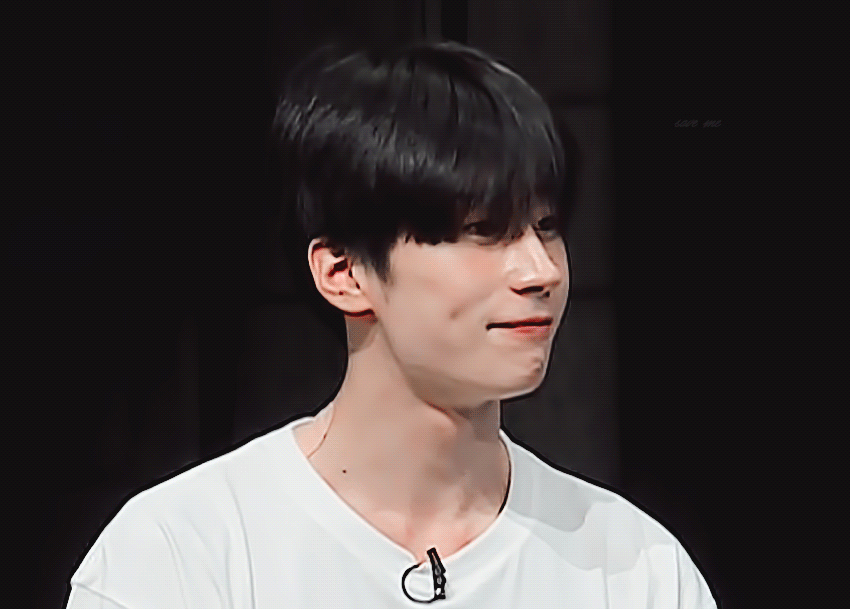 승우 입꼬리만 올리고 웃는거 넘 조앙.. | 인스티즈