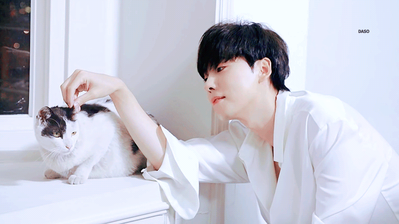 ☁️화이트 김진우☁️ | 인스티즈