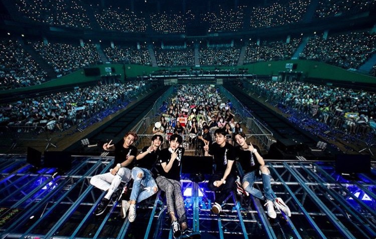 큰방에 적어보는 데이식스 크고 작은 TMI | 인스티즈