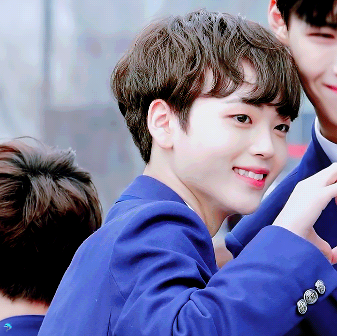 우리 형준이 생일날 팬들한테 직접 축하받는거 보고싶었는데 | 인스티즈