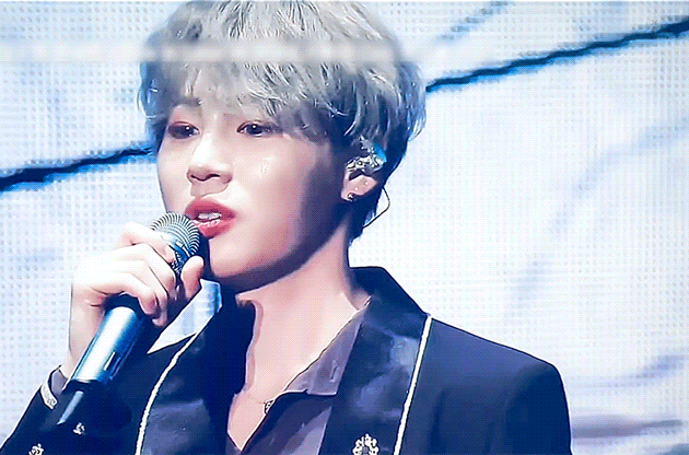 하성운 작년 단콘에서 주접대회 설명하는데 주접이라는 단어가 좀 그랬다고 얘기하는겈ㅋ | 인스티즈