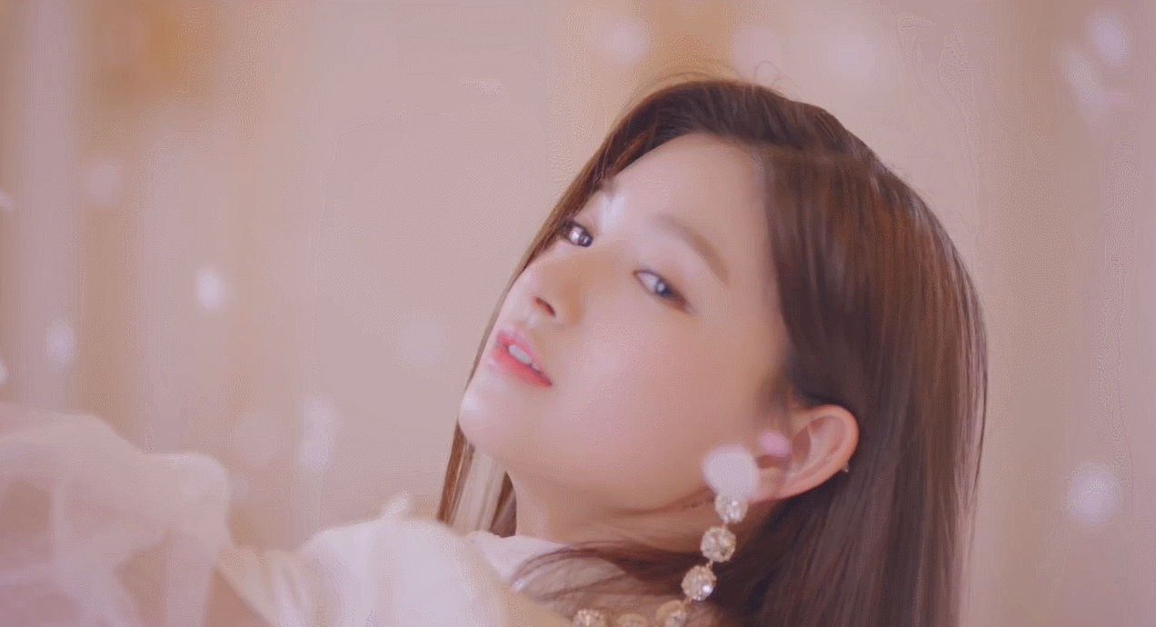 볼때마다 너무 예뻐서 깜놀하는 신인 여돌.jpg | 인스티즈