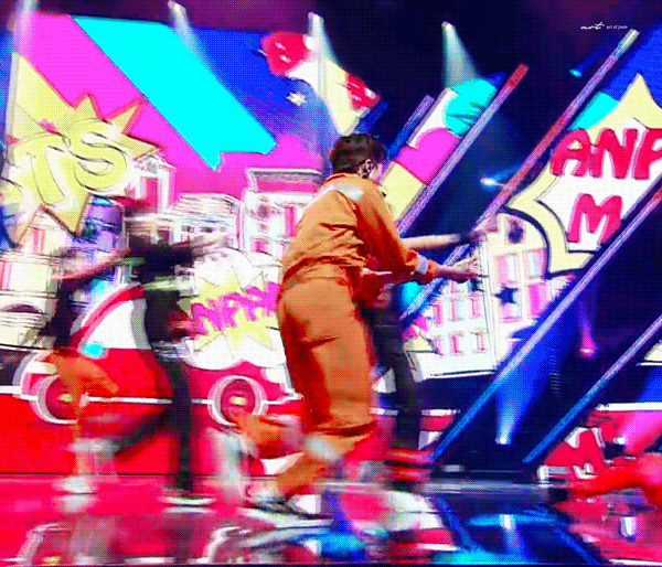 이거 내가 본 방탄 안무중에 제일 귀엽다... | 인스티즈