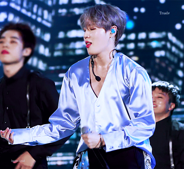 나 성운이 춤선 디게 조아하는데 특히 여기 ㅠㅅㅠㅠㅠㅠ | 인스티즈