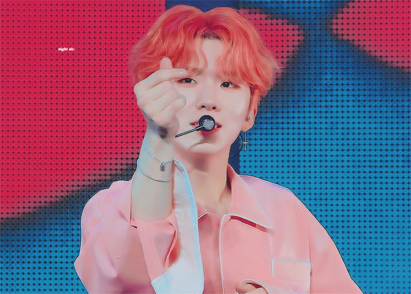 진짜 별걸 다 라이브로 하는 아이돌 시리즈 끝판왕 | 인스티즈