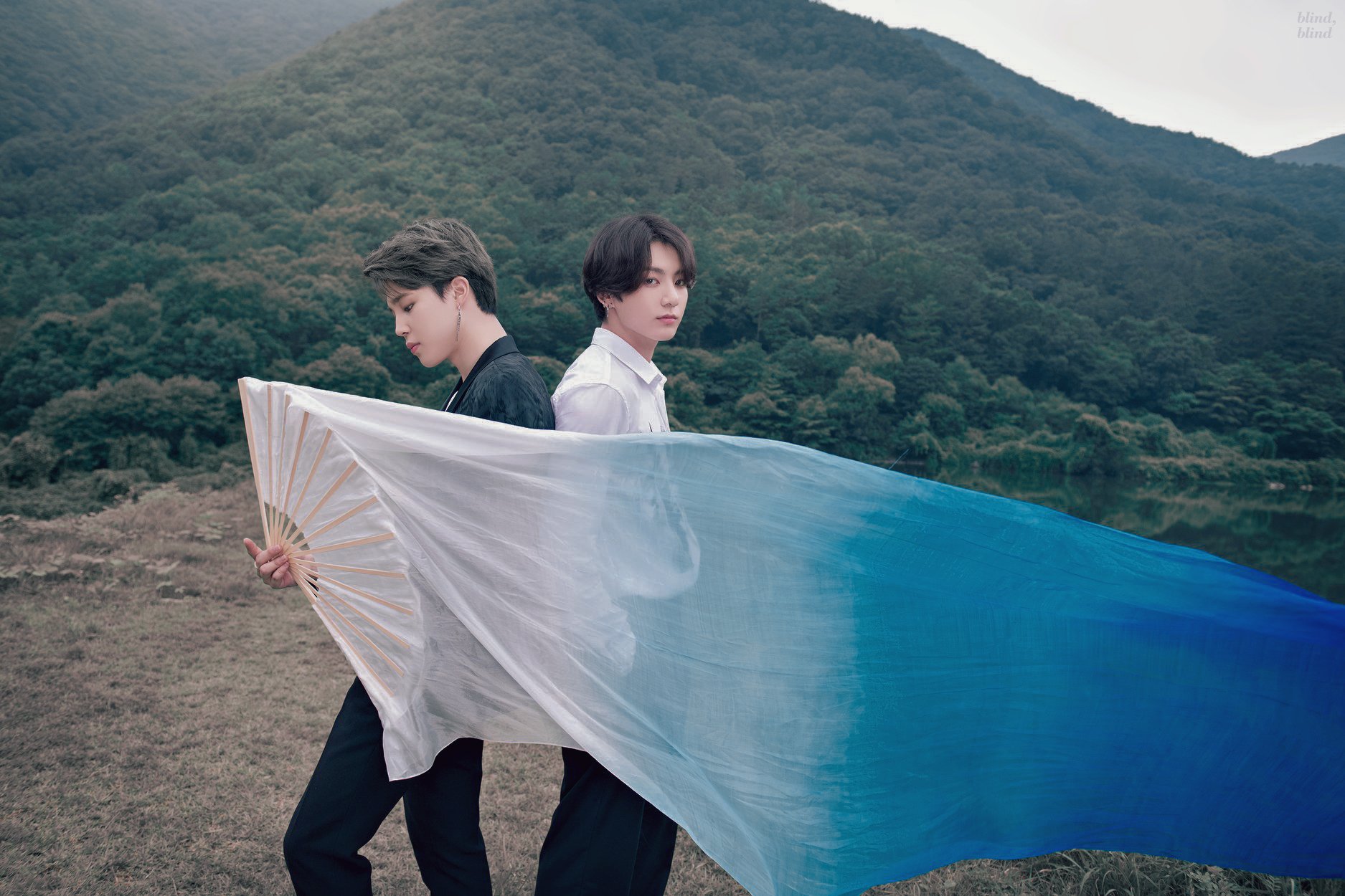 타팬들!!! 이거 색감 투표해주라!!! | 인스티즈