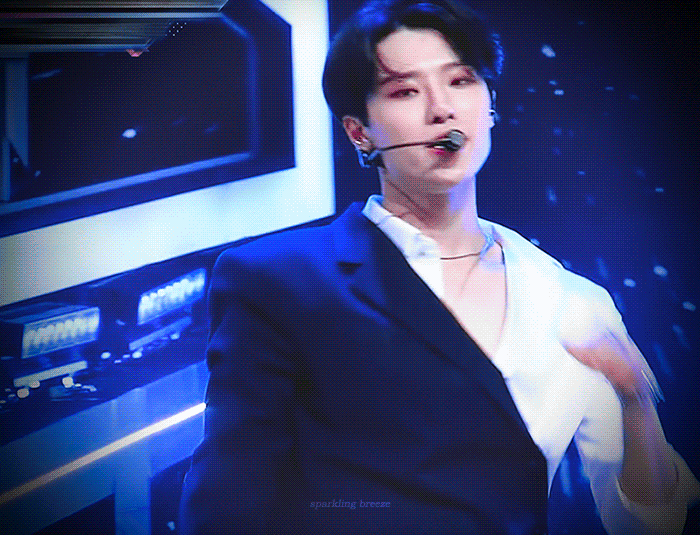 조승연 무대 위랑 무대 아래 갭차이.gif | 인스티즈