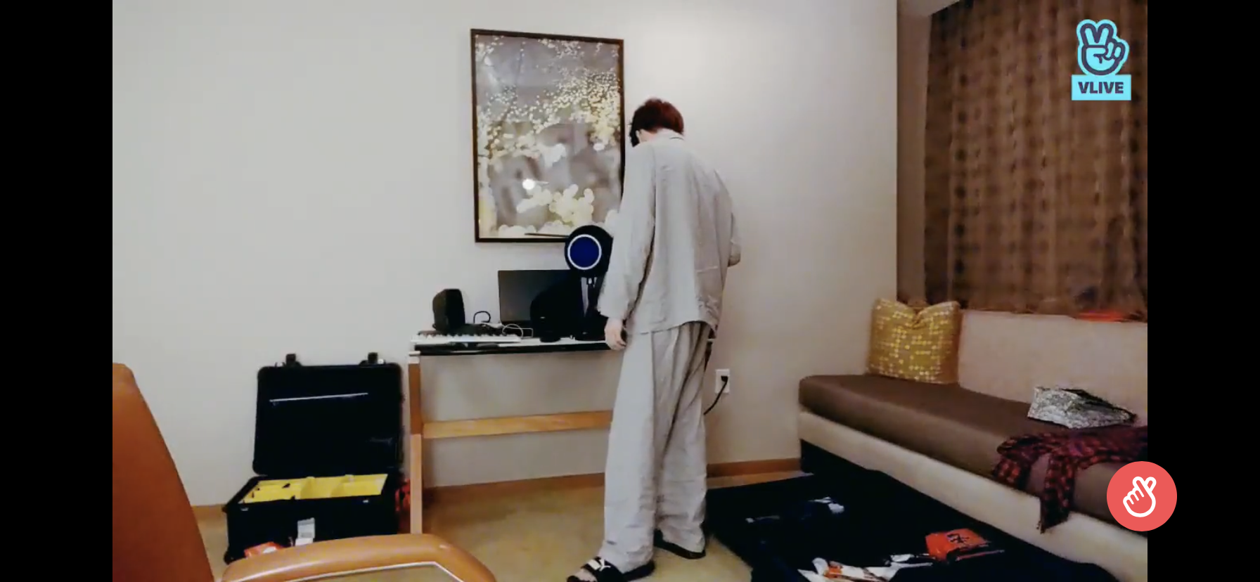 작업하는 민윤기 처돌이 나야나 | 인스티즈