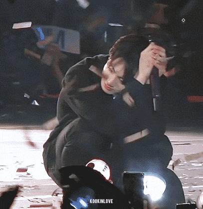 아 방탄 정국 브이앱 제목 다시 생각해도 웃음만 나오네ㅋㅋㅋㅋㅋㅋㅋㅋ | 인스티즈