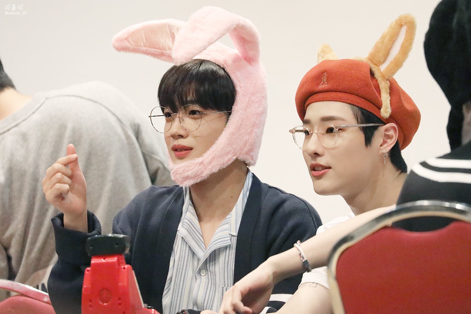 김요한이랑 조승연이랑 느낌이 안비슷한데 비슷하다 | 인스티즈