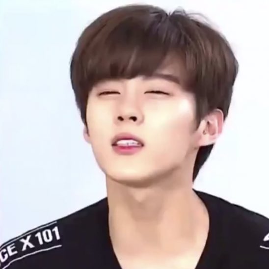 엑스원 우석이만 라식하고 다른애들은 안하려나 보네 | 인스티즈