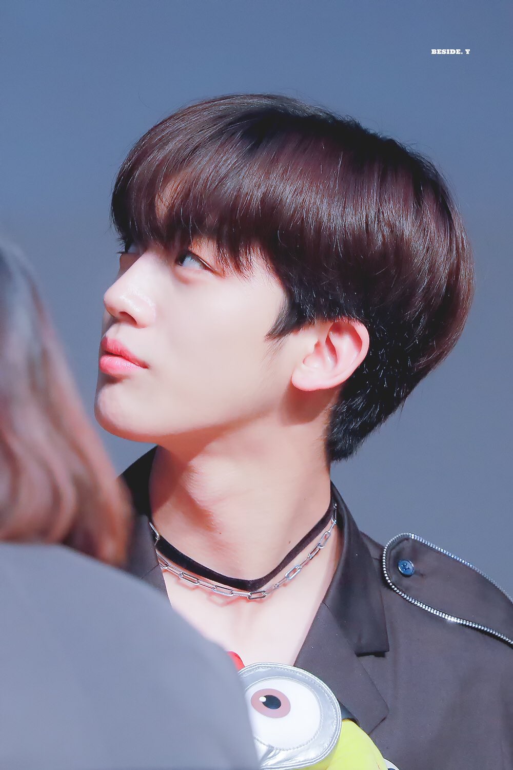 김요한 옆선 쳐돌이 나야...... 요근래 본 사람들 중 제일 예뻐 | 인스티즈