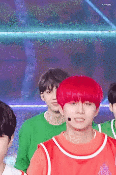 이 직캠 볼 때는 일이 이 사단나게 될 줄 정말 꿈에도 몰랐는데 | 인스티즈