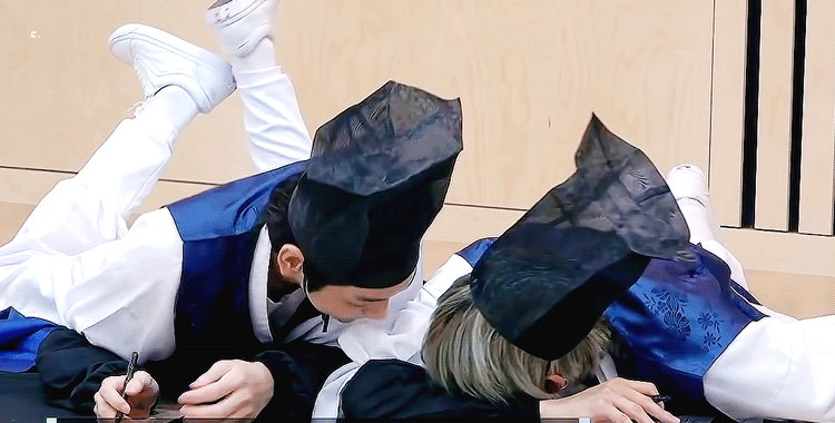 ㄱ 나 숩준러가 좋아하는 움짤 2개 | 인스티즈