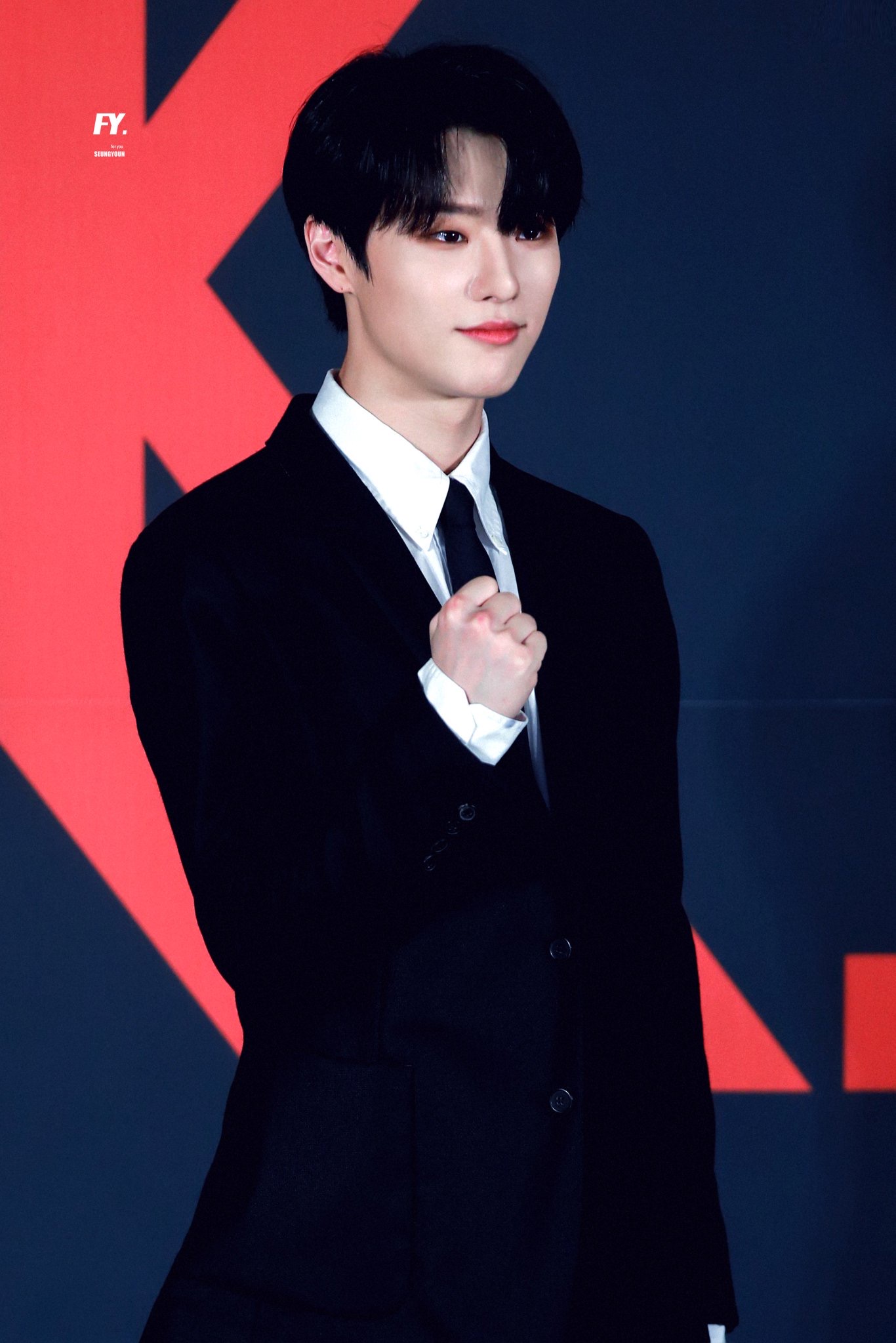 🦊조승연🦊 사진털이합니다 간잽중이거나 양아치상/여우상에 진심인 사람 들어오세요••• | 인스티즈