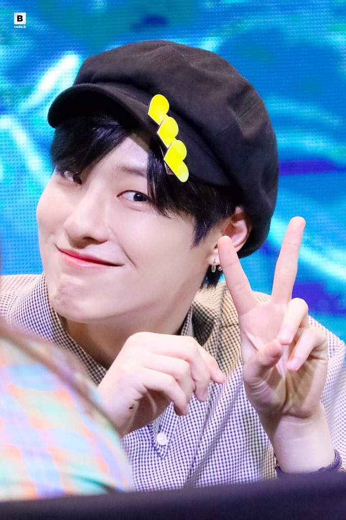 🦊조승연🦊 사진털이합니다 간잽중이거나 양아치상/여우상에 진심인 사람 들어오세요••• | 인스티즈