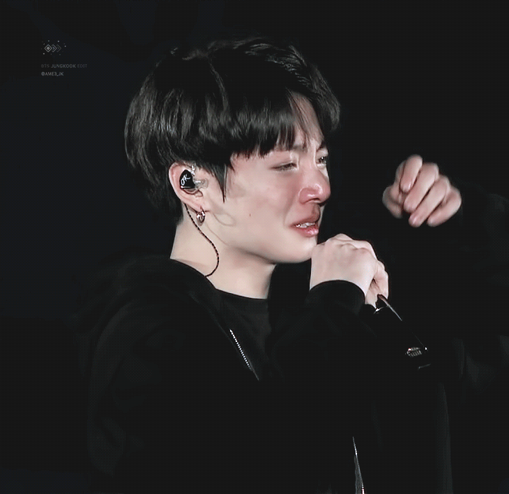 방탄 정국 우는 걸로 입덕 직전인데 나 변탠가ㅋㅋ,,ㅋㅋ,,,, | 인스티즈