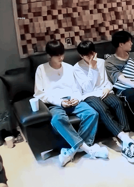 최병찬 왜 기침하고 이진혁바지에 닦냐 | 인스티즈