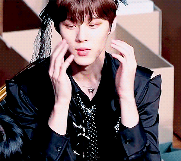 김우석 연예인 직군 중에서도 아이돌이 체고 찰떡 | 인스티즈