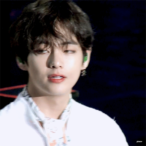 방탄 뷔는 사람 아닌거같어; | 인스티즈