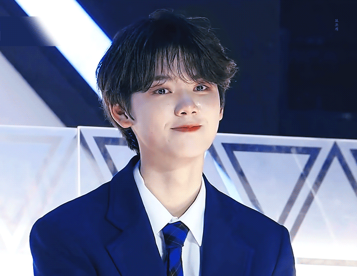 ...얘들아 얘 내일 이거 1주년이래 | 인스티즈